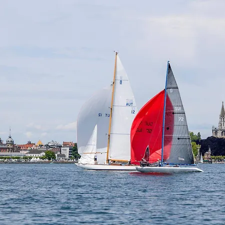 Seeglueck Seegold - Moderne Maisonette-wohnung Mit Balkon Und Parkplatz In Seenaehe In Konstanz-dingels-dorf Konstanz