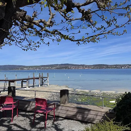 Seeglueck Seegold - Moderne Maisonette-wohnung Mit Balkon Und Parkplatz In Seenaehe In Konstanz-dingels-dorf Apartment Konstanz