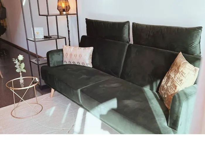 Appartement Seeglueck Seegold - Moderne Maisonette-wohnung Mit Balkon Und Parkplatz In Seenaehe In Konstanz-dingels-dorf Konstanz