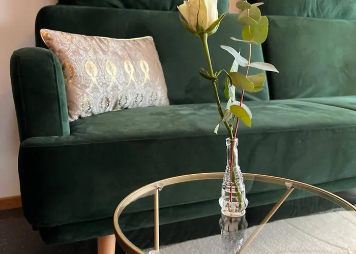 Seeglueck Seegold - Moderne Maisonette-wohnung Mit Balkon Und Parkplatz In Seenaehe In Konstanz-dingels-dorf *