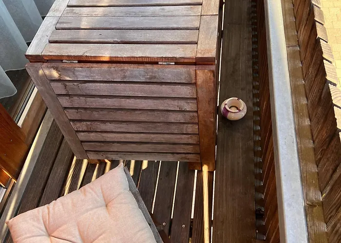 Seeglueck Seegold - Moderne Maisonette-wohnung Mit Balkon Und Parkplatz In Seenaehe In Konstanz-dingels-dorf Apartament