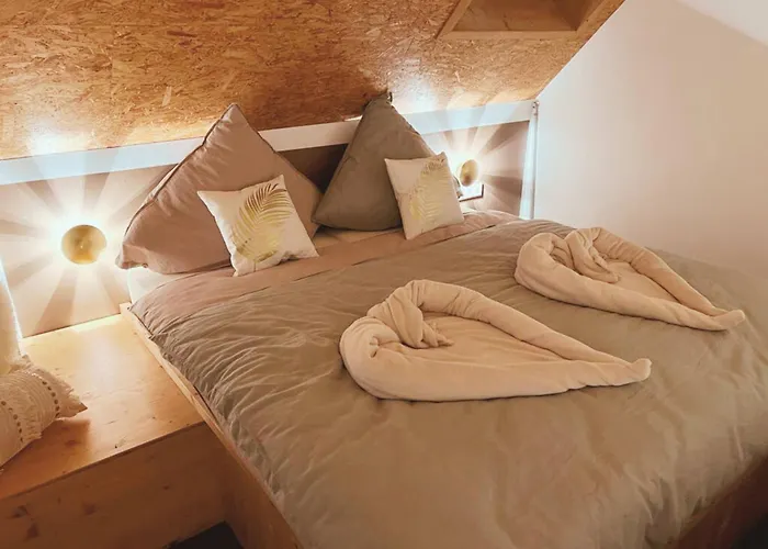 Seeglueck Seegold - Moderne Maisonette-wohnung Mit Balkon Und Parkplatz In Seenaehe In Konstanz-dingels-dorf Appartement *